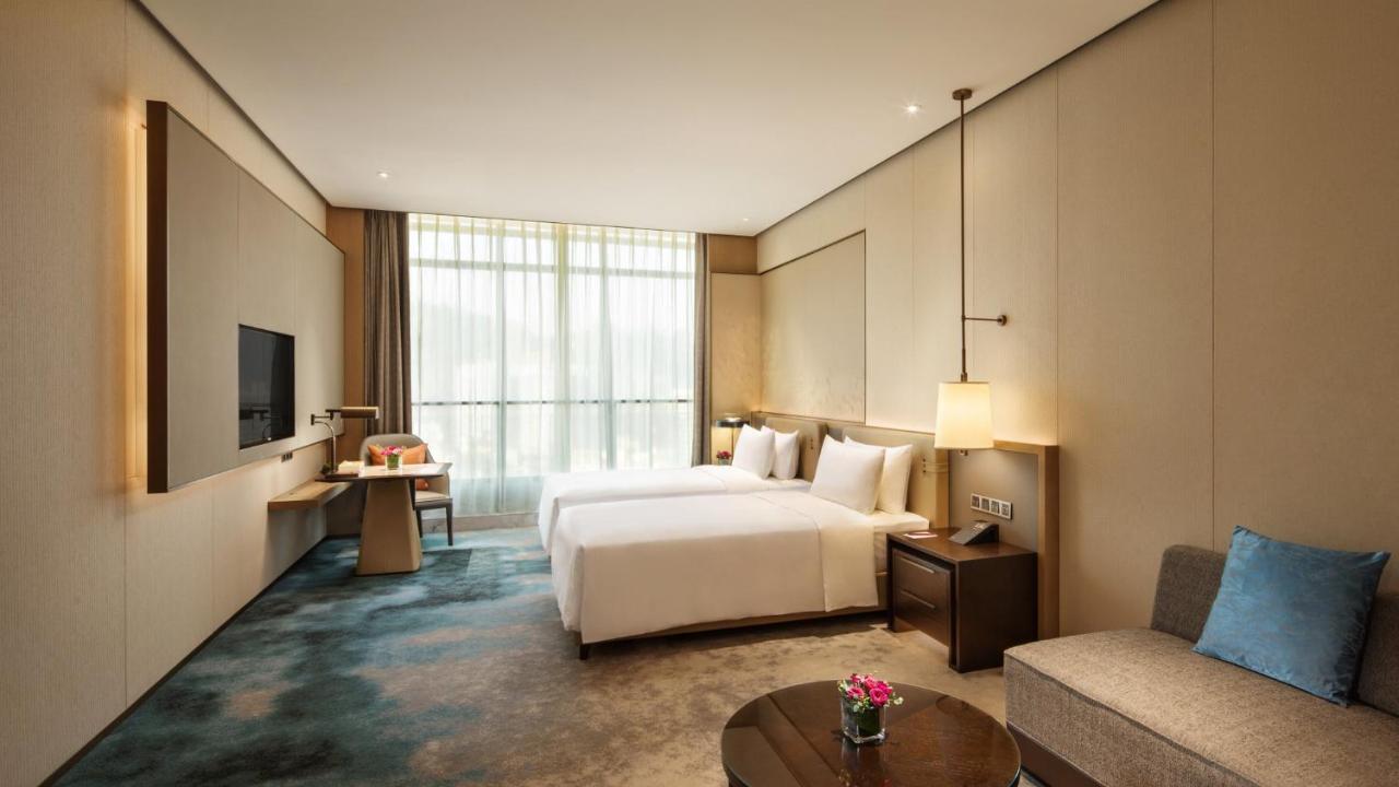 Hotel Crowne Plaza Xiangxi Fenghuang Exterior foto